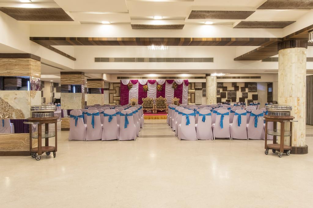 Inder Residency Hotel Ахмедабад Екстериор снимка